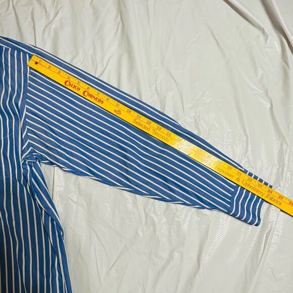 J. Crew Blue and White 100’s 2 Ply Cotton Button Down Shirt Size Medium - Picture 7 of 7